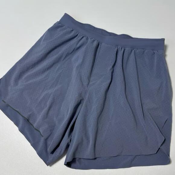 Lululemon Fast and Free Lined Short 6" - Picture 3 of 8